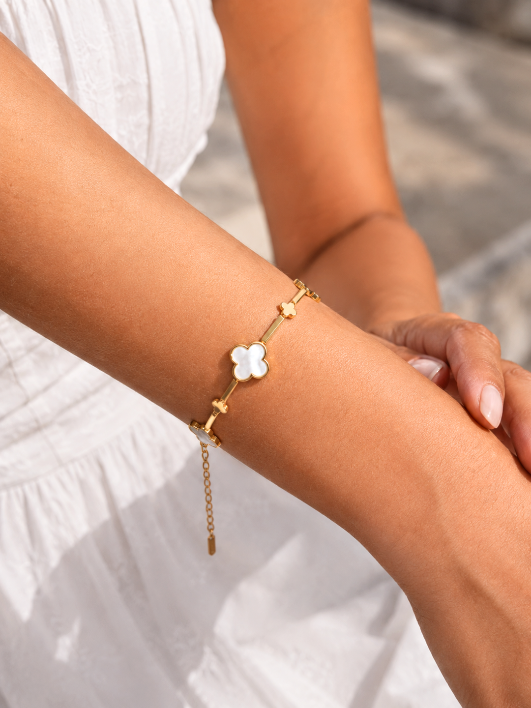 Golden Ivory Clover Link Bracelet